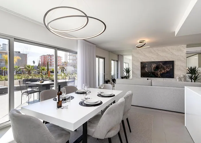 The Concierge - Prime Lounge Design *